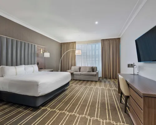 Sutton Place Hotel Toronto Hotels near Second City Toronto