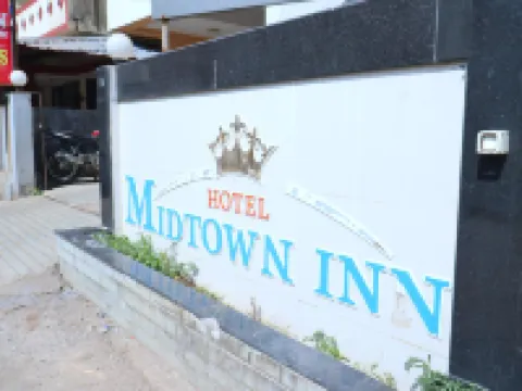 Hotel Midtown Inn Hotels in Trimbak