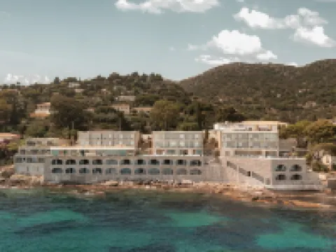 Hôtel les Roches – Relais & Châteaux - 5-Star
