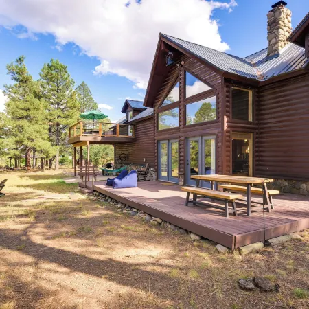 Spacious & Quiet Pagosa Springs Cabin w/ Deck!