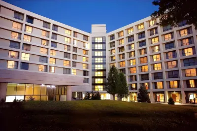 Hilton St. Louis-Airport Hotels in Berkeley