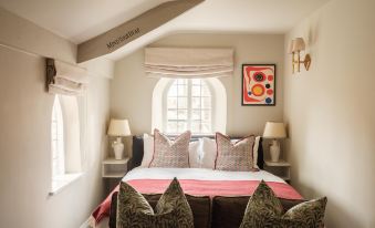 Manor House Inn