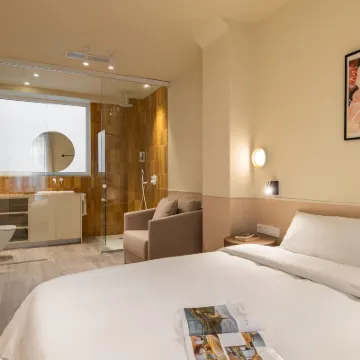 La Florida Suites by Olala Homes Hotels near Museo de Hospitalet de Llobregat