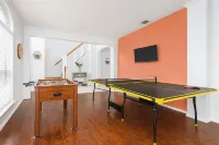 Sleeps 16 Game Room Firepit Grill Frisco Hotels in Frisco
