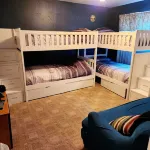 Cozy Cabin 40 mins to Kirkwood, 15 to Wineries, 5 to shopping, 1 mile off hwy88.