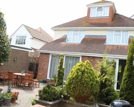 Merton House Hotels in Worthing