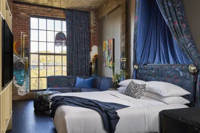 The Radical Asheville, Tapestry Collection by Hilton Hotels near River Arts District