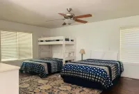 Cozy Mountain Cabin Perfect for Families and Pets