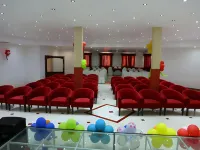 Joys Palace Hotel فنادق في ثريسور