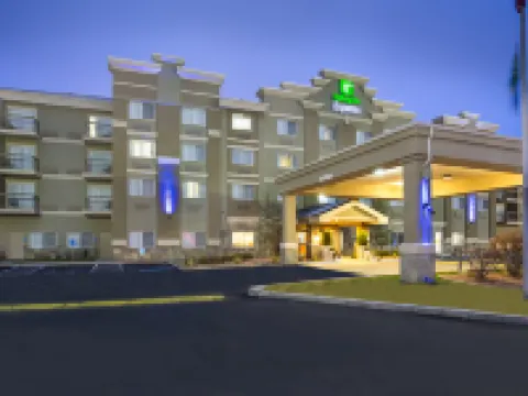 ホリデイ イン エクスプレス - レイトン by IHG レイトンのホテル