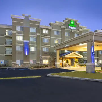 Holiday Inn Express LAYTON-I-15 by IHG