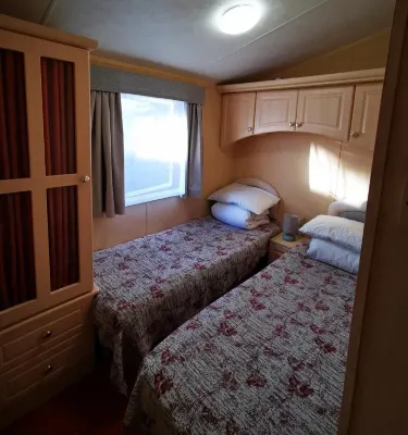 Lazy Bear Holidays - Arne View