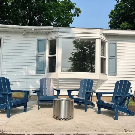 Renovated 2-bedroom lake home on private lake minutes from countless amenities