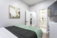 Spacious 3-bedroom apartment with WiFi, Parking in welcoming New Rochelle Hotel in zona Iona College