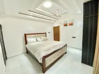 Discover the Perfect Getaway,Unwind and Explore at Our Family-Friendly Retreat!