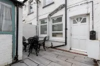 The Cozy Terrace. Two bedroom, terraced house in the centre of Guisborough. Hotel a Guisborough