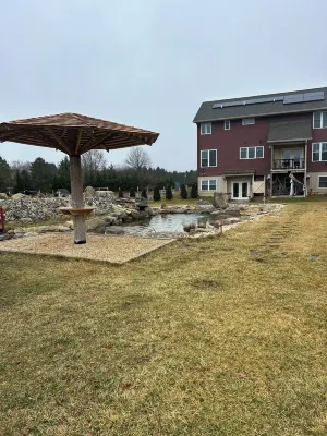 Charming 2-bedroom cabin with AC, WiFi in adorable Pittsgrove Hotels in Salem County