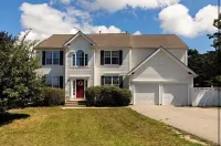 Peaceful Plymouth Retreat