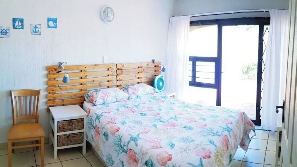 Uvongo Cabanas 9A