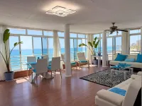 Relax under the palm trees Các khách sạn ở El Campello