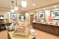 Hampton Inn & Suites Menomonie