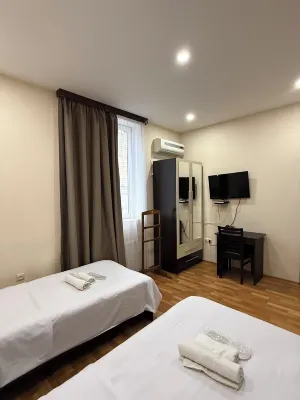 Hotel Max Comfort Các khách sạn ở 