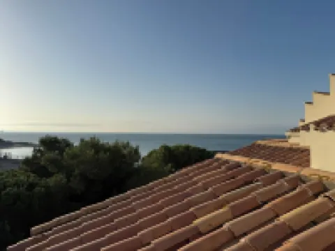 The Solarium by the waves