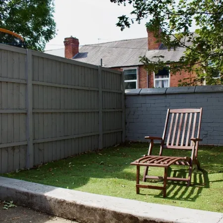 Green Corner House Sleeps 6 & Free Parking