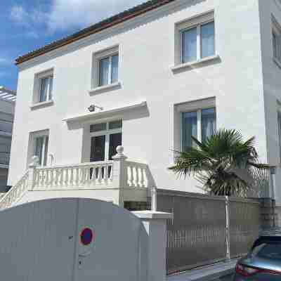 LOTI HOUSE between the beach and the central market of Royan House for 10 people Hotel Exterior