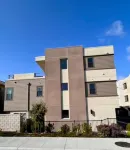 Fabulous LTR 3-bed 3.5 bath condo in wonderful Oxnard with AC, WiFi, EV Charger,