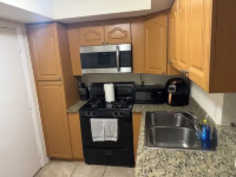 Charming 1-bedroom condo with WiFi and AC in brilliant Miami
