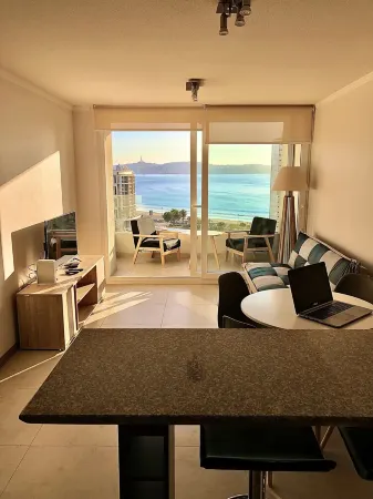 Beautiful apartment with ocean views and steps from the beach