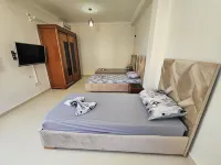 Charmante Villa la Rose Avec Piscine à Beni Ksila Bejaia, p/d L'eau Hotels in 