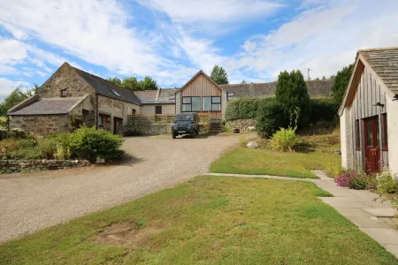 The Mill - Amazing spacious mountain escape in Speyside & the Cairngorms Отели в г. Ballindalloch