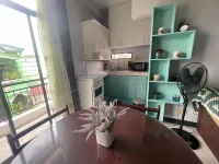 Great place to accommodate family for vacation with terrace!