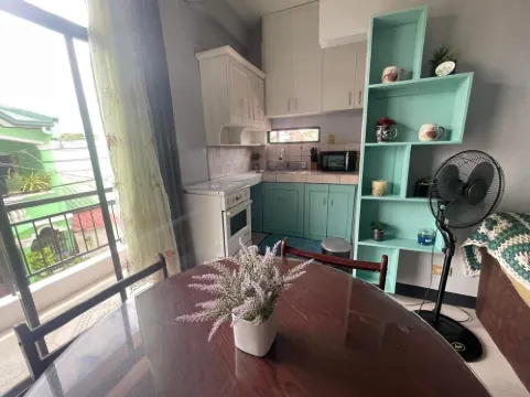 Great place to accommodate family for vacation with terrace!