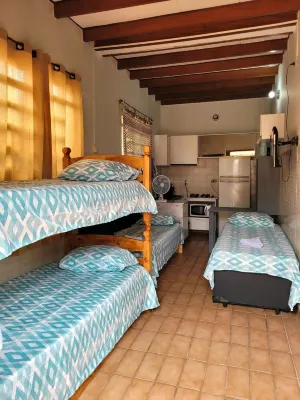 Comfortable studio apartment on Praia Solemar street - Praia Grande Hotels near Praia Vila de São Paulo