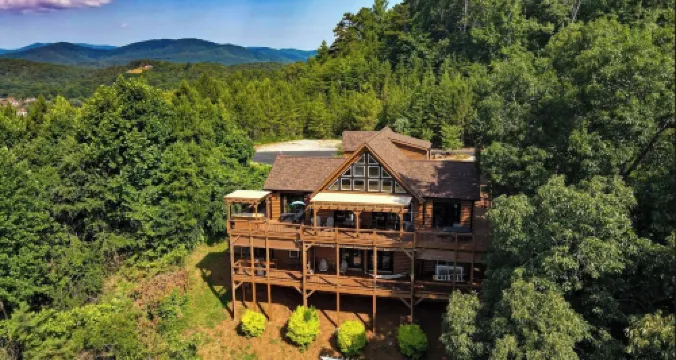 🌄Sleeps up to 16 🌄 Pristine Mountain Views from Downtown Helen ⛰️