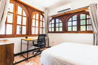 Luxury and Comfort a Block from the Beach with Private Pool and Incredible Views