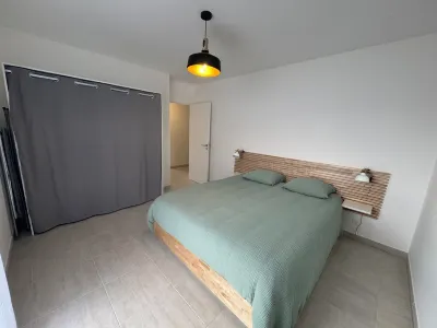 Cosy apartment in new residence Hotels in 