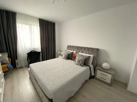 DeLuxe Apartment Отели в г. Алба-Юлия