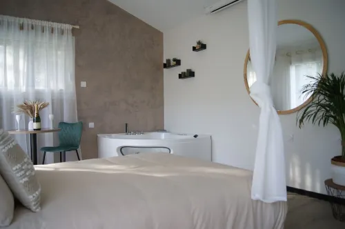 Romantic room in nature 呂納住宿飯店