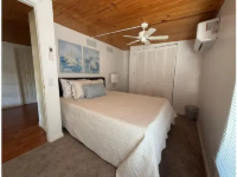 The Bamboo house on the lake