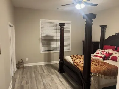 Charming 2-bedroom downstairs apartment with AC, WiFi in delightful Dawsonville Hotels near North Georgia Premium Outlets