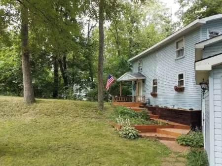 Charming and Cozy Vacation Home