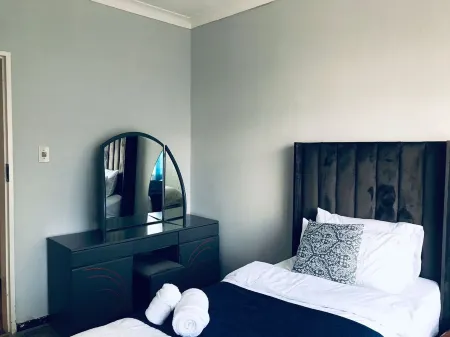 Taznet Homes, where customer satisfaction is our philosophy, come rest and relax Отели в г. Иденвейл