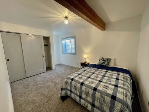 Peaceful home in Basalt.  20 mins to Aspen and skiing. Walk to restaurants