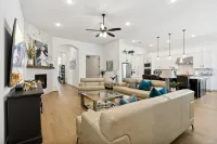 Boerne Cozy Getaway 3 BR 3 1/2 BthBoerne Getaway & mins. away from San Antonio