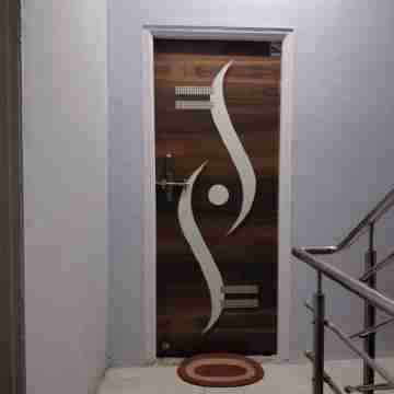 Independent bungalow in a city with village type of feeling. Others