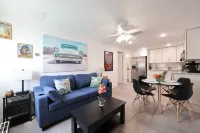 Havana Nights Honeymoon: King Bed, Sofabed, Patio & Wi-Fi – Book Your Escape! Hotels in McGregor